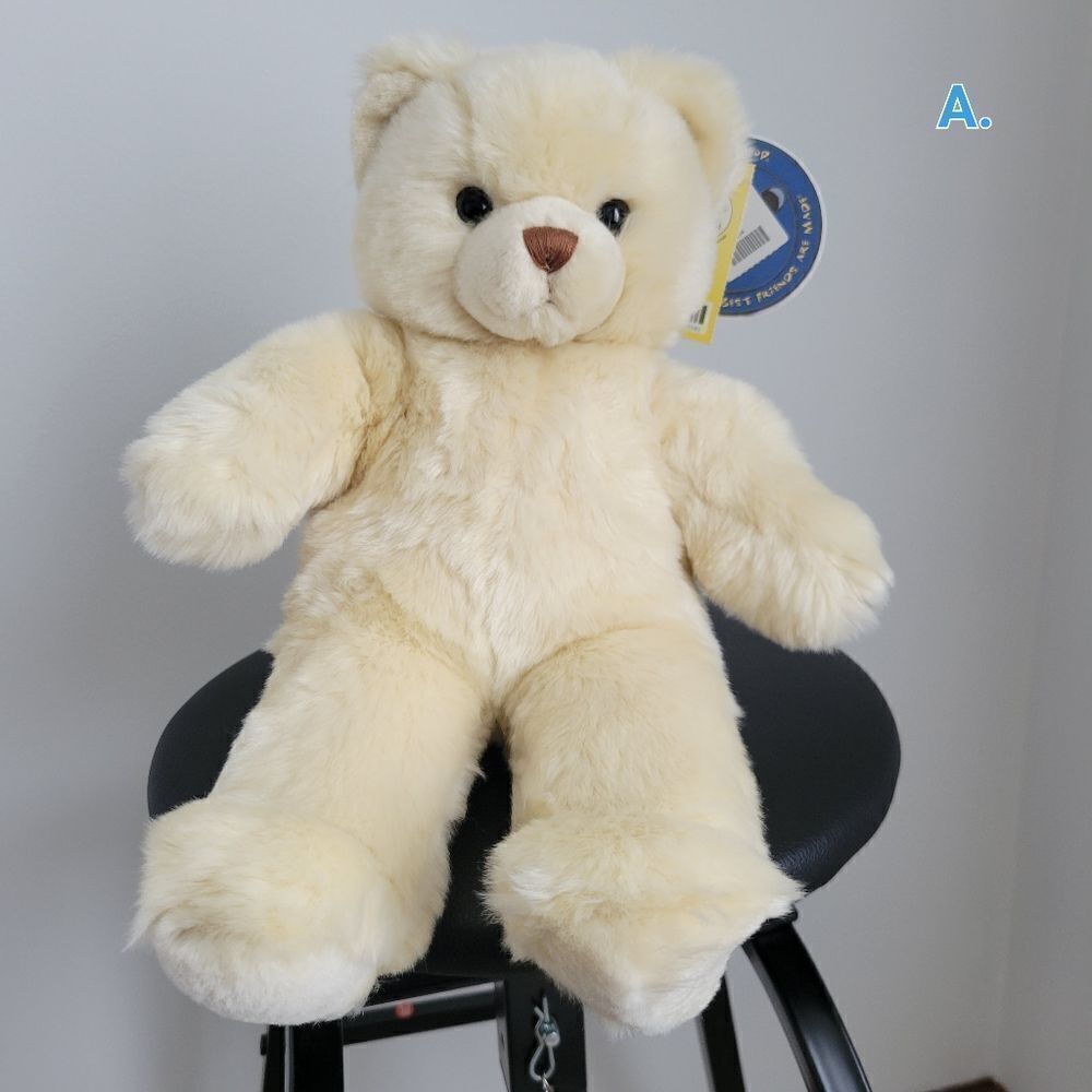 Stuffed W/Hugs Bears LAST 2